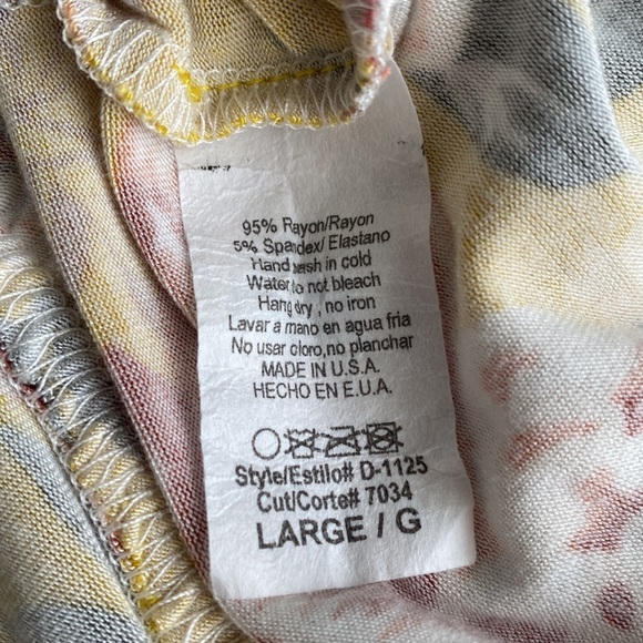 Love Kuza - Yellow & Floral Tiered Maxi Dress - Picture 7 of 7